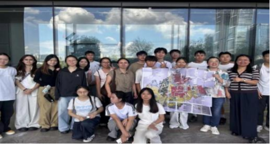 聚焦规划管理 深耕专业实践 太阳成tyc7111cc师生赴贵阳市城乡规划展览馆开展实践教学活动